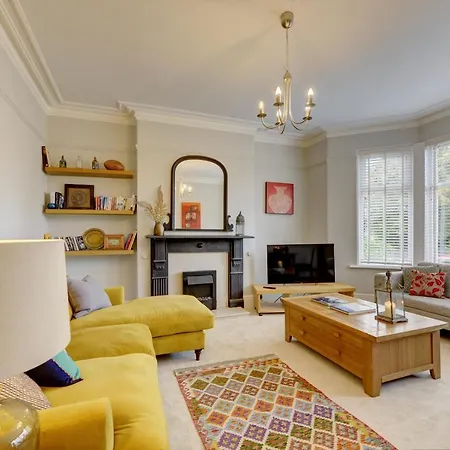 Appartamento Stylish 2 Bedroom Maisonette With Parking Harrogate
